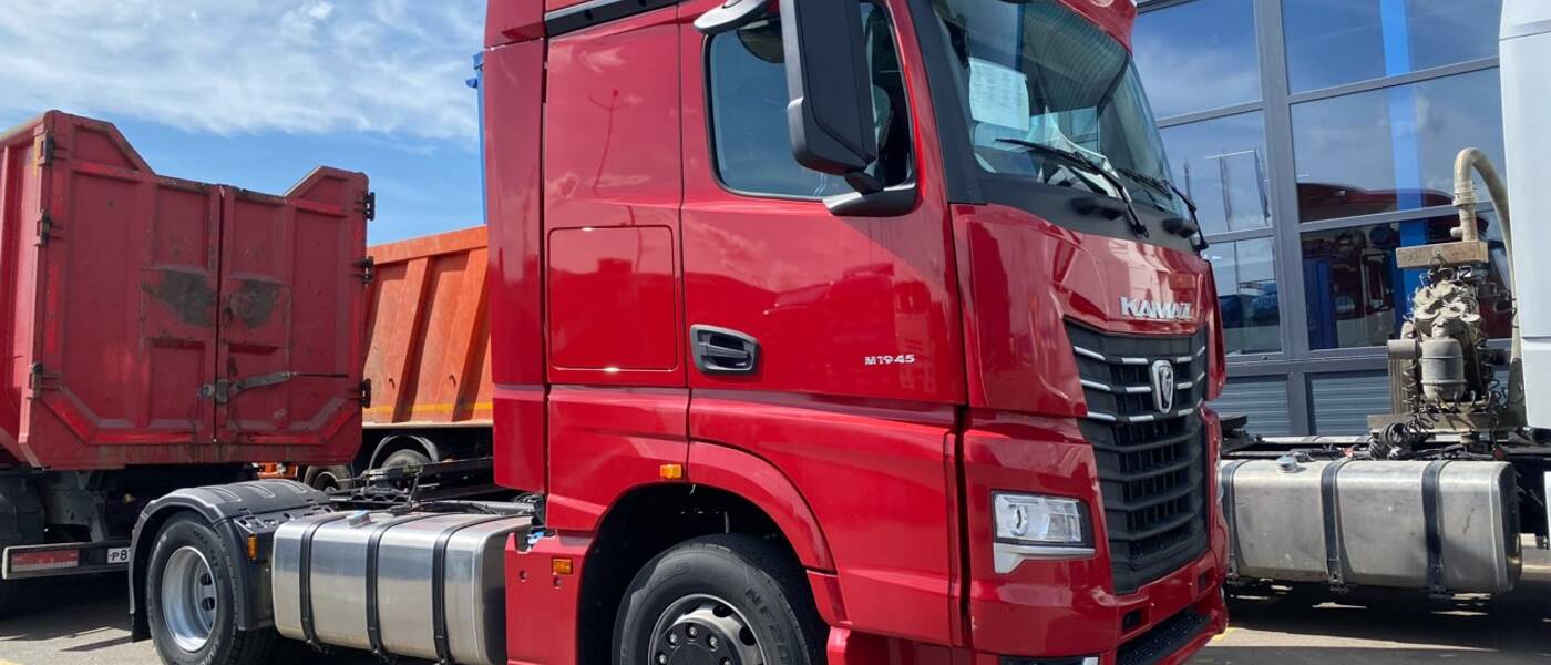 Распродажа седельных тягачей КАМАЗ 54901, 54902 — надёжность, мощь и выгода!