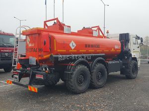 Автотопливозаправщик ГРАЗ 56167-123027-50 (12 куб., 2 отсека) на шасси КАМАЗ 43118-23027-50