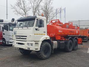 Автотопливозаправщик ГРАЗ 56167-123027-50 (12 куб., 2 отсека) на шасси КАМАЗ 43118-23027-50