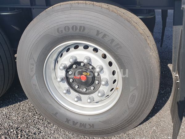 полуприцеп изотермический КУПАВА 93W000