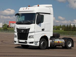 седельный тягач KAMAZ 54901-70908-MA СПГ