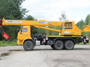 кран автомобильный ГАЛИЧАНИН КС-55713-5Л-1; г/п 25 т, длина стрелы 24 м. шасси КАМАЗ 43118 (6х6)