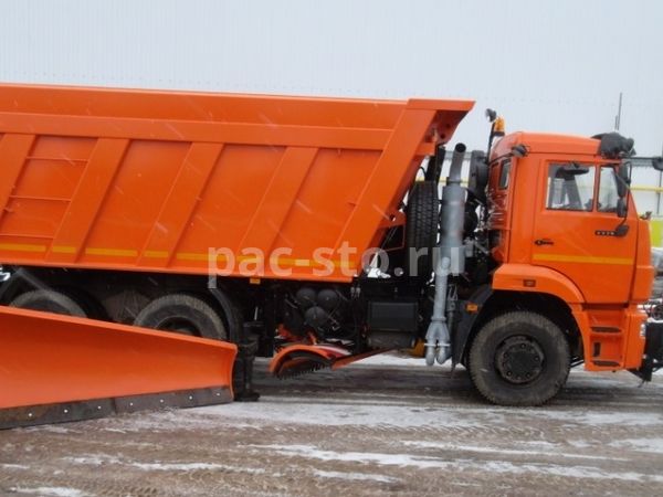 КДМ-7881010 на с.КамАЗ-6520-53 (Передний поворотный отвал, Средний нож, Боковой отвал)