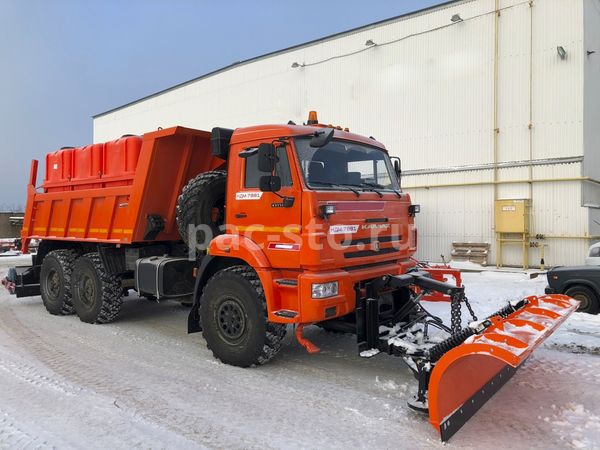КДМ-7881012 на с.65222 (ПМ пласт, V=12 м3, Сопла, Передний отвал, Задняя щетка)
