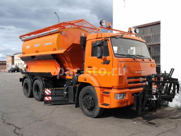 КДМ-650-08 на ш.65115-48 (ПС сталь 09Г2С, V=8 м3, ПМ сталь, V=12 м3, Передний отвал, Средняя щетка)