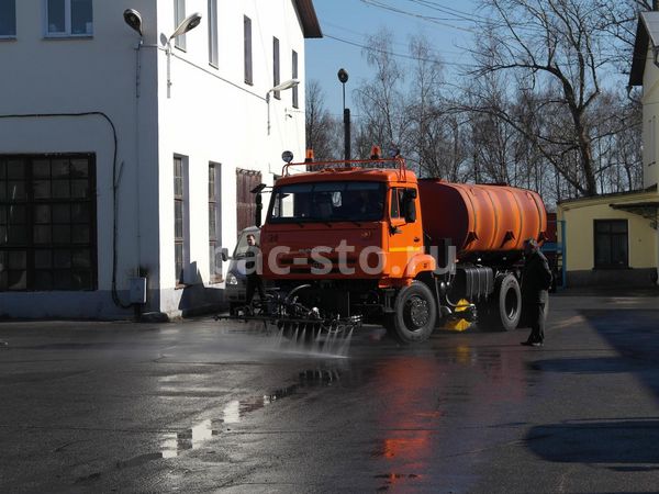 КДМ-650-08 на ш.65115-48 (ПМ сталь 09Г2С, V=12 м3, Передняя высоконапорная рейка, Средняя щетка)