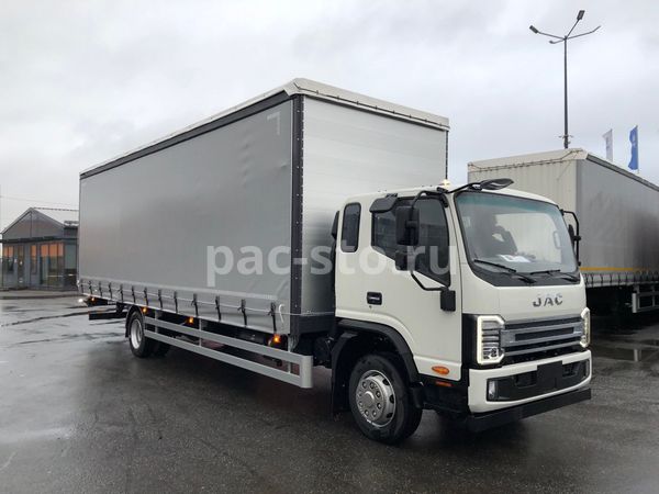 Бортовой а/м JAC N120 со шторным механизмом